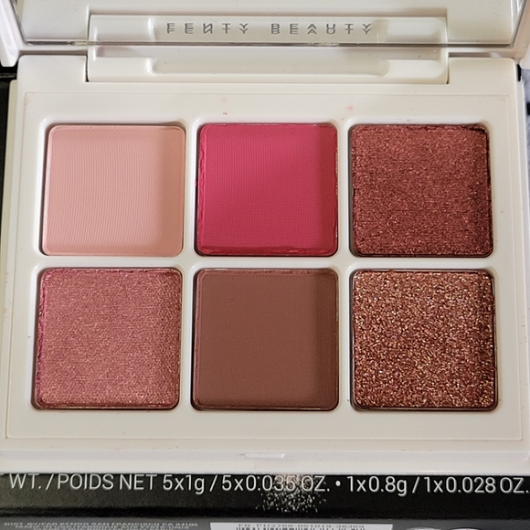 NIB Fenty Beauty Snap Shadows Eyeshadow Palette - Rose - Picture 2 of 9